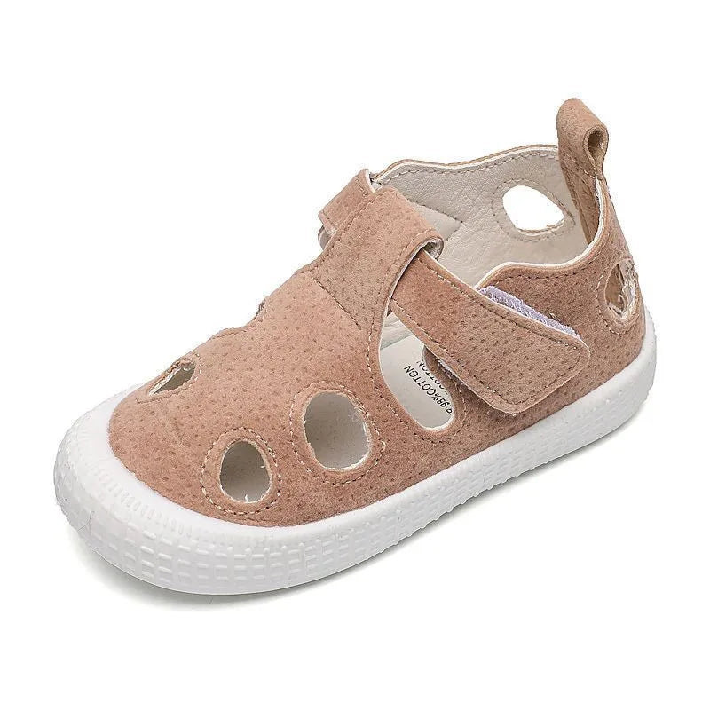 Breathable Closed Toe Sandal Sneakers