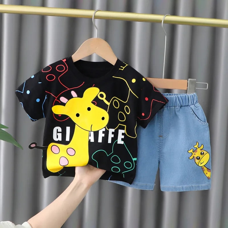 Kids Giraffe Printed T-Shirt with Shorts Sets