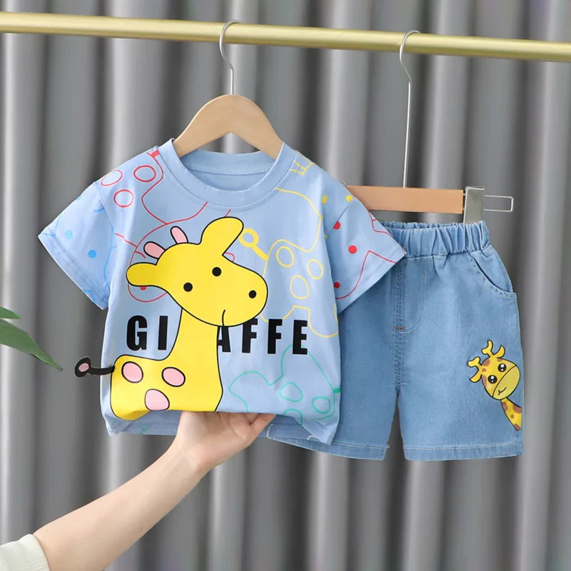 Kids Giraffe Printed T-Shirt with Shorts Sets