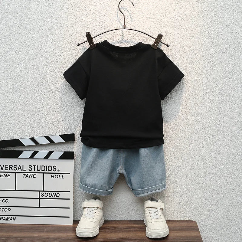 Kids "Crazy Astronaut" T-Shirt with Ripped Denim Shorts